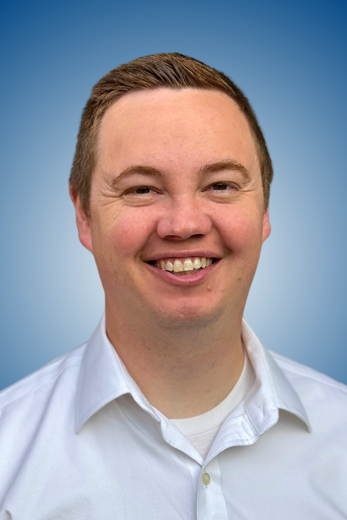 Website Headshot - Tom